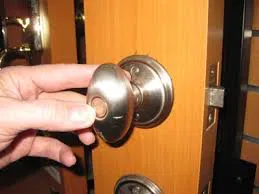 Locksmith Master Store Hamilton, OH 513-323-3096 - door-unlock